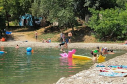 Camping Les Plans - image n°22 - Roulottes