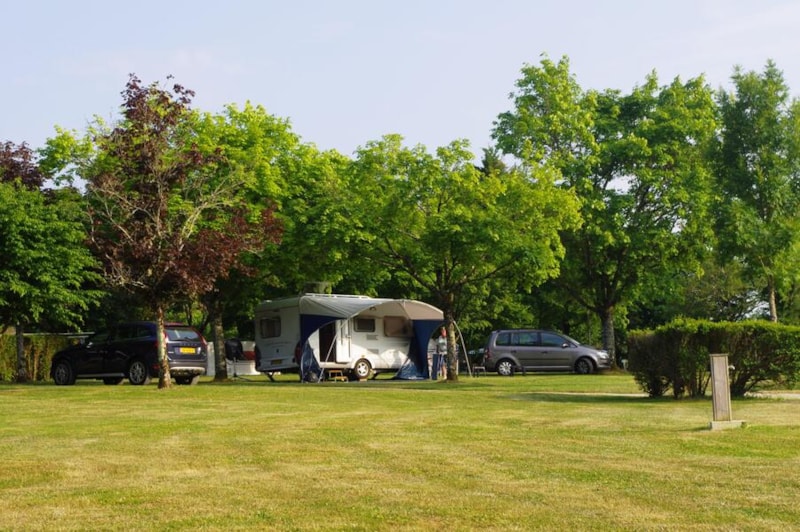 Forfait emplacement Confort Grande Taille 180m²