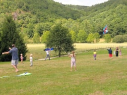 Camping Les Gorges du Chambon - image n°35 - Roulottes