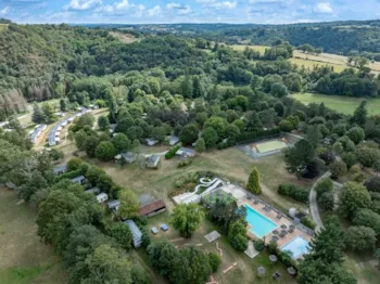 Camping Les Gorges du Chambon - image n°2 - Camping Direct