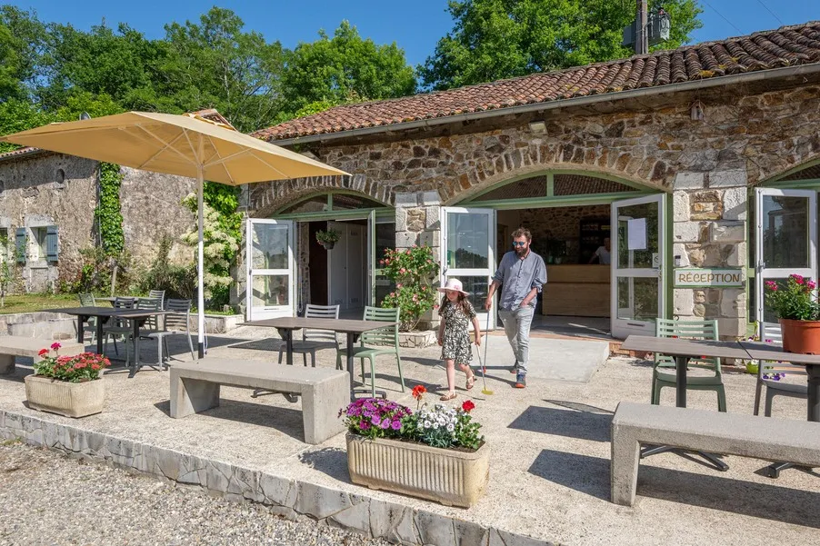 Camping Les Gorges du Chambon
