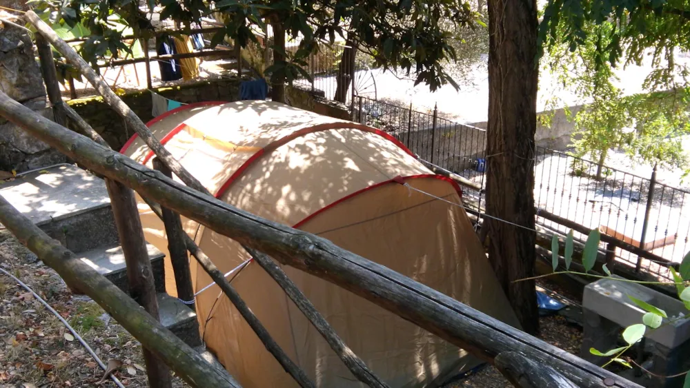 Emplacement - Emplacement (Tente Moyenne/Grande Tente) + 1 Voiture Dans Le Stationnement - Camping La Pineta