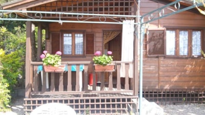 Bungalow with shower per week — 1