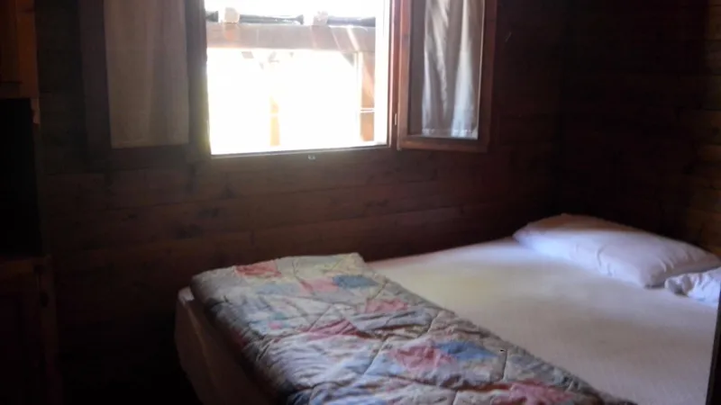 Bungalow Avec Douche À La Semaine