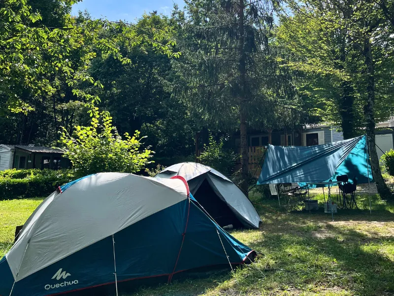 Emplacement Confort Small Pour Petite Tente (Avec Électricité)