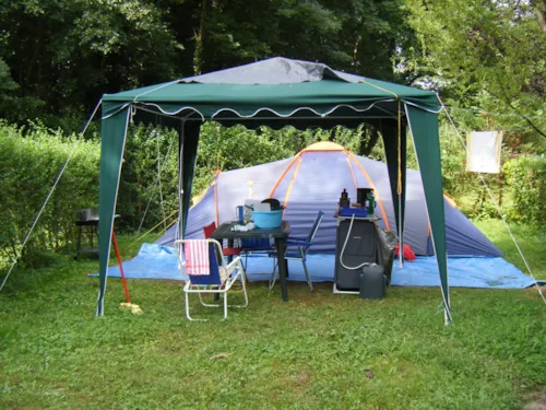 Pitch - Failed 2 Persons + 1 Pitch+ Tent/ Caravan+ 1 Vehicle - image n°3 - Camping de Saumont