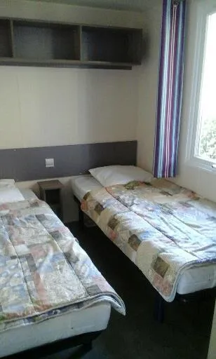 Huuraccommodatie(s) - Mobil-Home Titania  (30 M2) - 2 Chambres - 2013 - image n°5 - Camping de Saumont