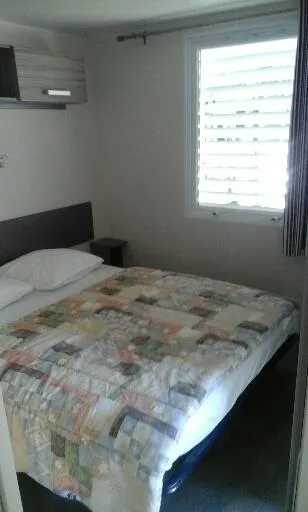 Mietunterkunft - Mobil-Home Riv59 (32 M2) - 2 Chambres - 2013 - image n°7 - Camping de Saumont