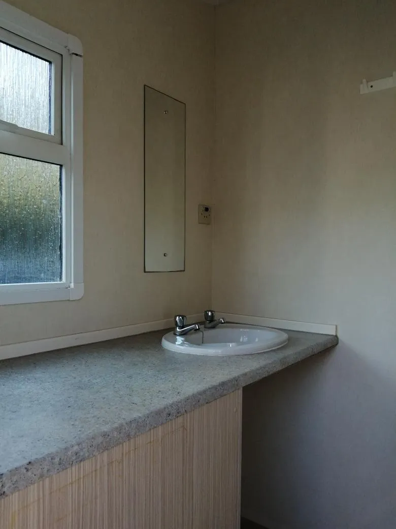 Forfait 1 Personne, Avec Sanitaire Individuel, 1 Emplacement, 1 Tente/ Caravane, 1 Véhicule