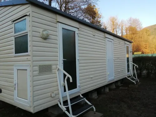 Emplacement - Forfait 2 Personnes, Avec Sanitaire Individuel, 1 Emplacement, 1 Tente/ Caravane, 1 Véhicule - image n°6 - Camping de Saumont
