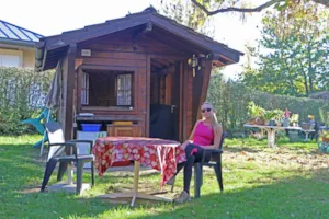 Locatif - CHALET 7M² 2 PERS SANS SANITAIRE - Camping du Chatelet