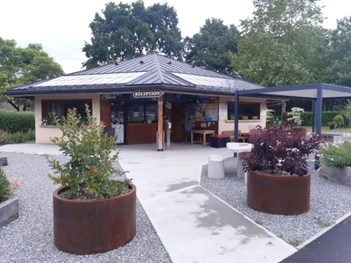 Kampeerplaats(en) - Kampeerplaats 95M² - image n°4 - Camping du Chatelet