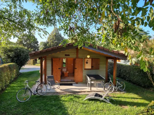 Accommodation - Chalet32 M² Vip , 2 Bedrooms + Covered Terrace - image n°1 - Camping du Chatelet