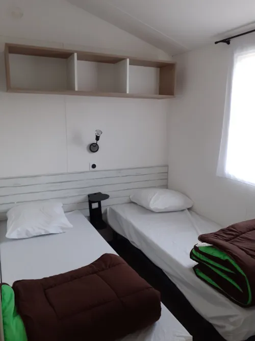 Huuraccommodatie(s) - Stacaravan Bermudes Trio 31 M² - image n°6 - Camping La Renouillère