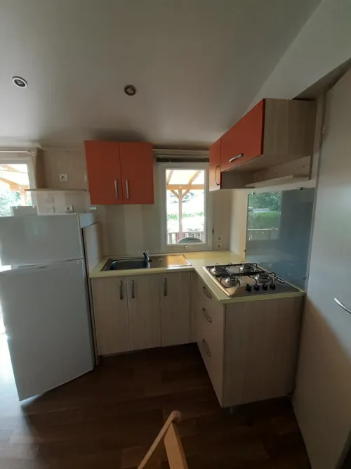 Huuraccommodatie(s) - Mobil-Home Super Titania 32 M² - image n°3 - Camping La Renouillère