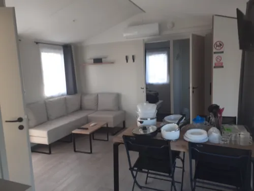 Mietunterkunft - Mobil Home Bahia 31 M² - image n°3 - Camping La Renouillère