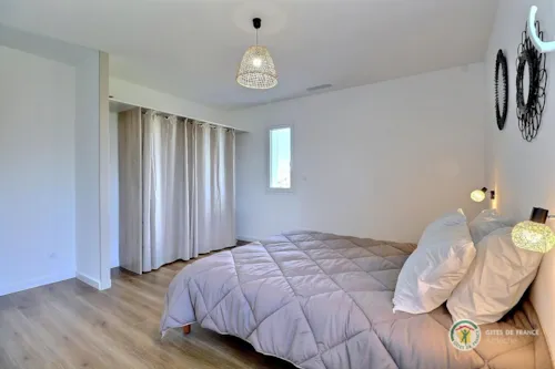 Location - Villa Du Soleil "Aurore" - image n°8 - Camping de Chavetourte