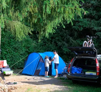 Stellplatz - Stellplatz Zelt, Dachzelt, Camper Oder Wohnwagen Max. 6,5 Meter - Nibelungen-Camping Am Schwimmbad