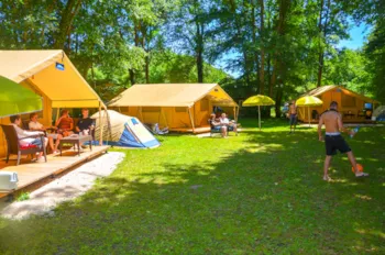 Mietunterkunft - Lodge St Emilion Deluxe - Camping La Draille