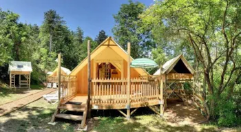 Mietunterkunft - Tente Trappeur - Camping Les Airelles