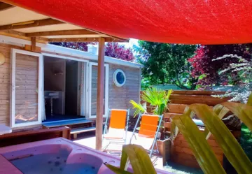 Accommodation - Cottage Confort Luxe Spa - Camping Le Port de Siorac