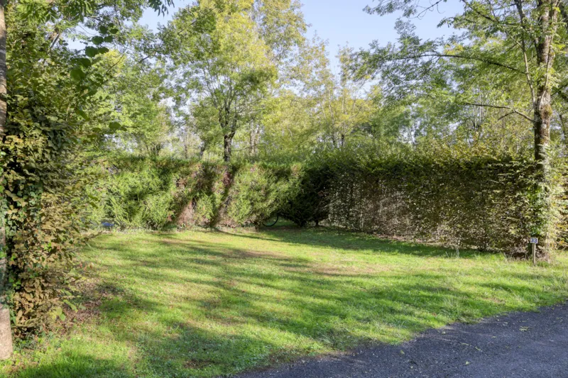 Emplacement 2 Personnes Avec Électricité