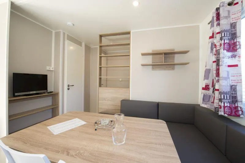C- Mobil-Home Caraïbes Climatisé 2 Chambres