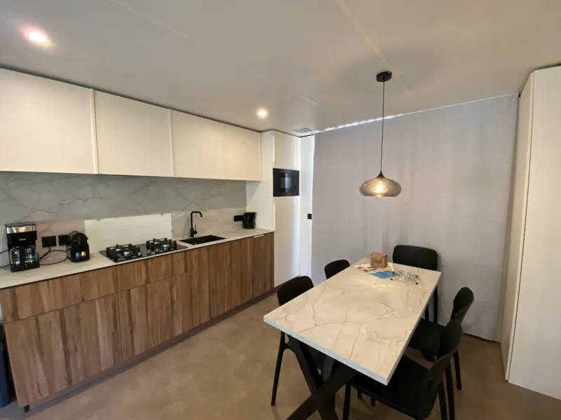 C- Mobil-Home Méditerranée Climatisé 3 Chambres