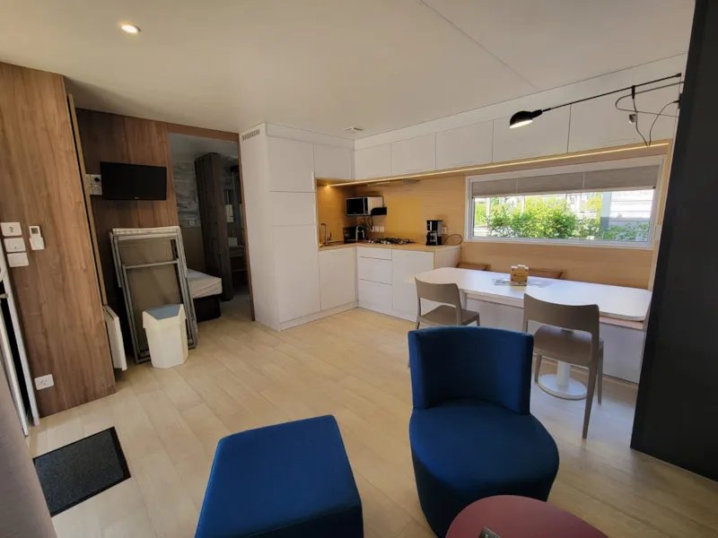 C- Mobil-Home Méditerranée Confort Climatisé 2 Chambres 1/4 Pers.