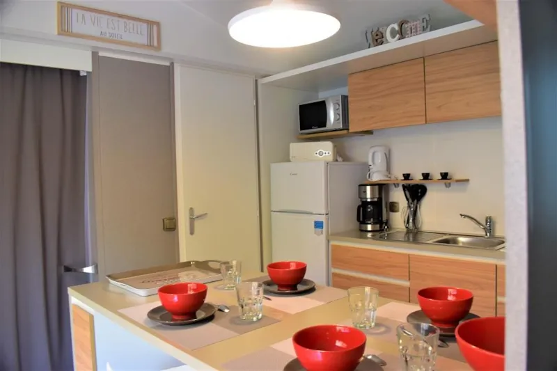 Mobile-Home Grand Charme Clim / Tv / Plancha Gaz