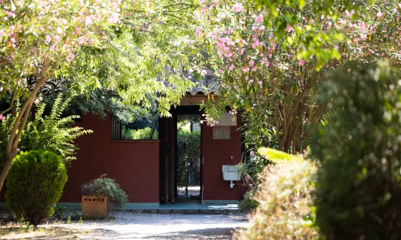 Forfait Emplacement + Voiture + 2 Pers. + Électricité 10Amp