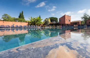Camping Le Haras - Ucamping