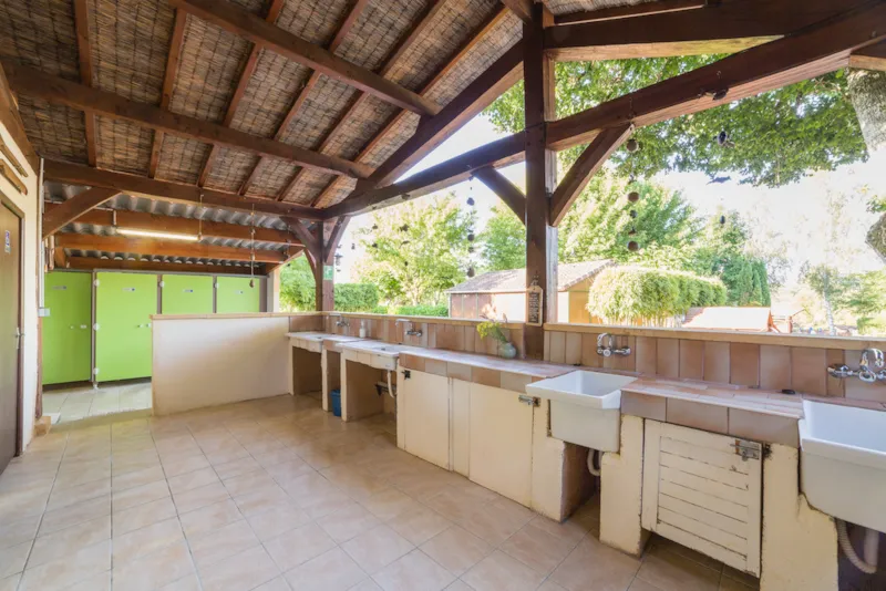 Forfait Calme +120M2 (1 Tente, Caravane Ou Camping-Car/1 Voiture)