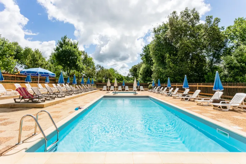 Forfait Calme +120M2 (1 Tente, Caravane Ou Camping-Car/1 Voiture)