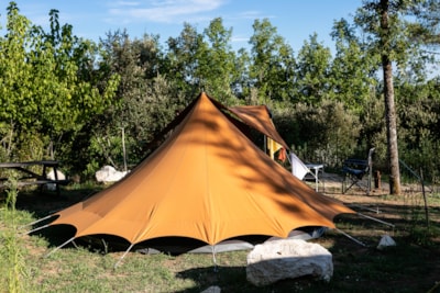 Pitch Calme +120m2 (1 tent, caravan or motor home/1 car) — 8