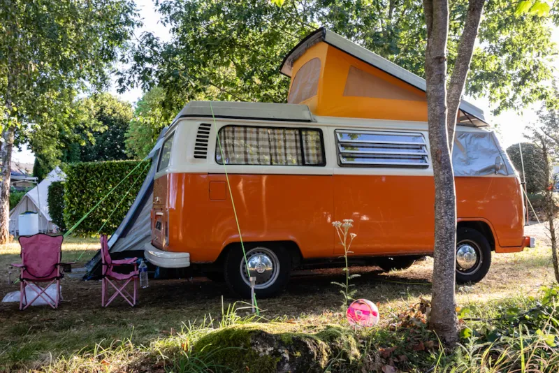 Forfait Calme +120M2 (1 Tente, Caravane Ou Camping-Car/1 Voiture)