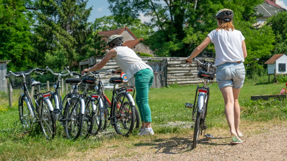 Village Toue des Demoiselles