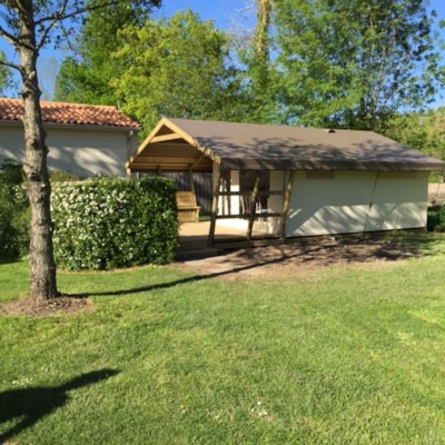 Ecolodge CONFORT 30m² (2 bedrooms) + sheltered terrace 8m² - No Bathroom