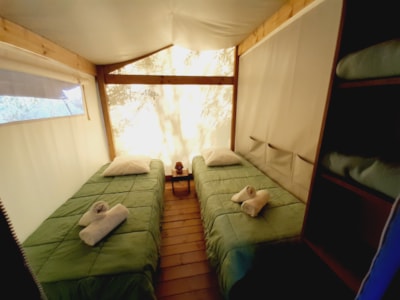 Ecolodge CONFORT 30m² (2 bedrooms) + sheltered terrace 8m² - No Bathroom