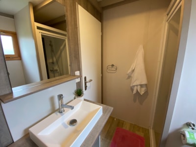 Chalet CONFORT 24m² (1 bedroom) + semi attached terrace 8m²
