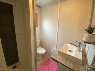 Chalet CONFORT 24m² (1 bedroom) + semi attached terrace 8m²