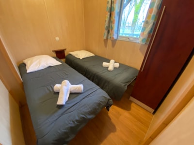 Chalet CONFORT 48m² (3 bedrooms) + sheltered terrace + TV