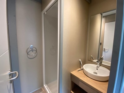Chalet PREMIUM 24m² (1 bedroom) + terrace + TV