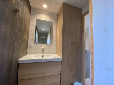 Chalet PREMIUM 36m² (2 bedrooms) + sheltered terrace 6m² +  Air conditioning + TV