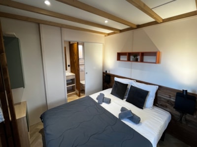 Chalet Prestige 60 m² (3 bedrooms) + sheltered terrace + Air conditioning +  TV