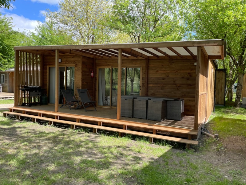 Hütte Prestige 60 m² (3 Zimmer) + überdachte Terrasse + Klimaanlage + TV