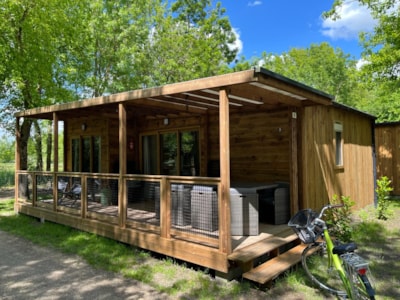 Chalet Prestige 60 m² (3 bedrooms) + sheltered terrace + Air conditioning +  TV