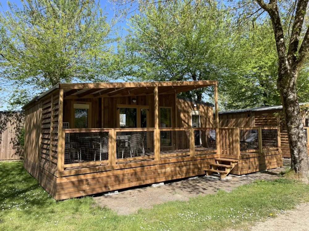 Mietunterkunft - Mobilheim Premium 56 M² (3 Zimmer) Darunter Halbüberdachte Terrasse + Clim + Tv + Lv + Plancha - Camping La Venise Verte
