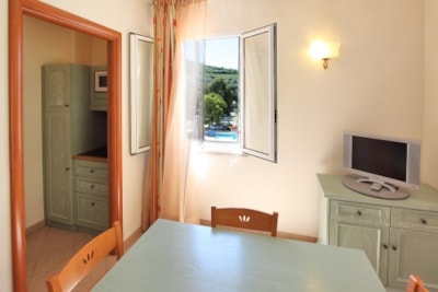 Apartment D Prestige (max 4 adults + 2 children) — 1