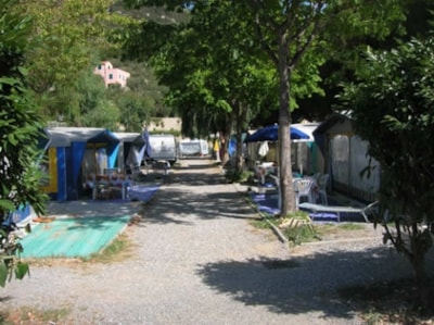 Pitch Place A (60-70m²) 3 people included - Vehicles up to 7.50 m — 1